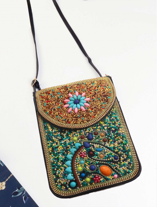 Hand-made Beaded Faux Leather Mini Purse Hand-made Beaded Faux Leather Mini Purse